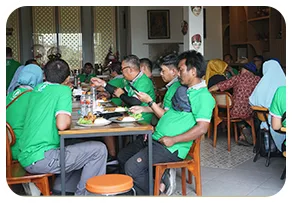 Acara Arisan Keluarga